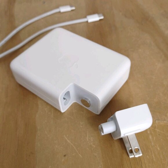 Genuine Original Apple 140W USB-C Power Adapter A2452 With Apple USB-C to USB-C - Picture 3 of 11
